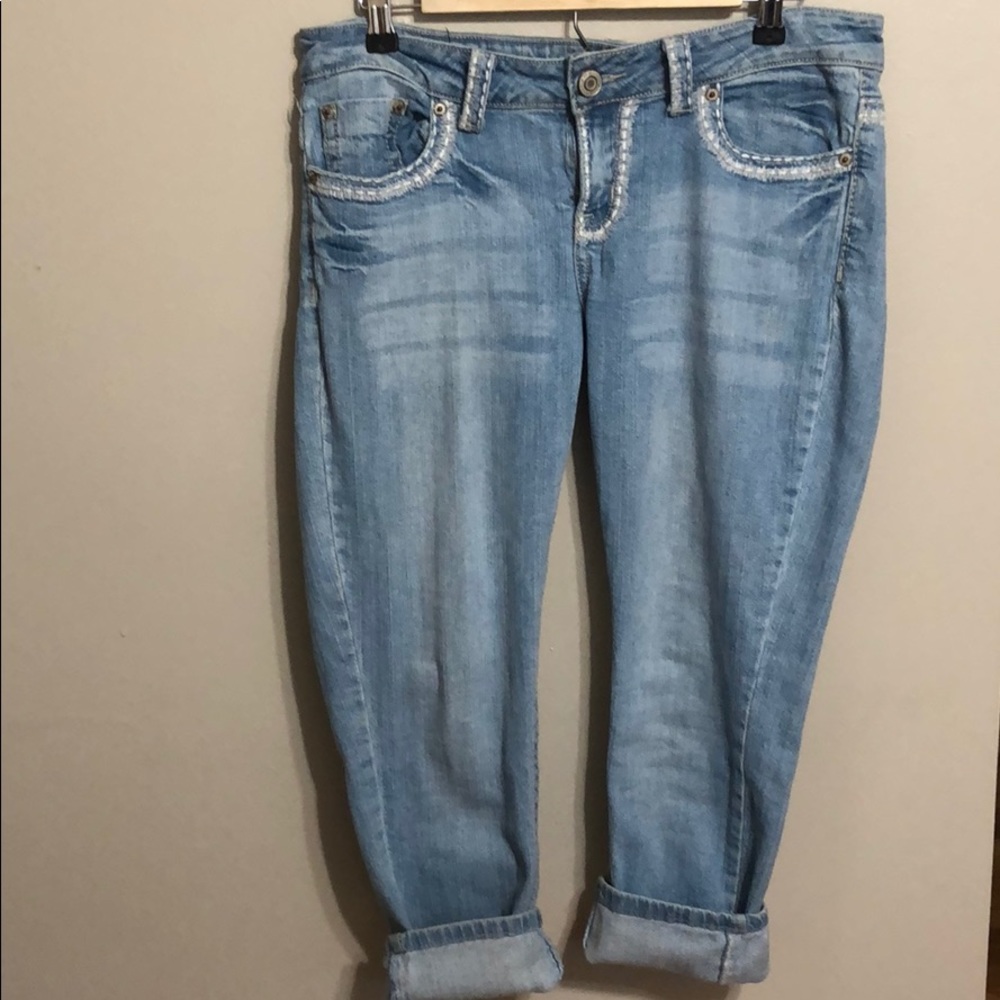 Rue 21 Capris